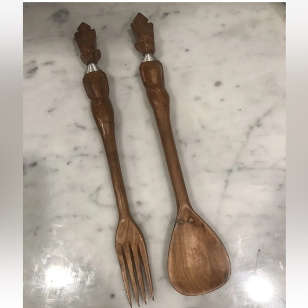 Hand carved African salad serving set‎